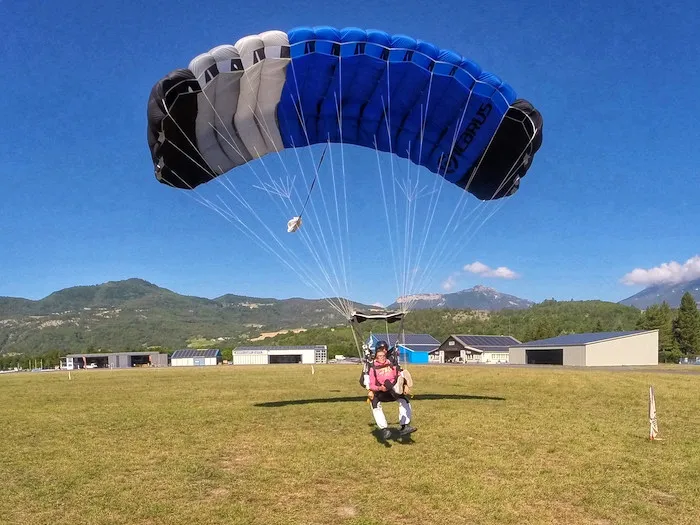 Parachute landing Gap / Tallard